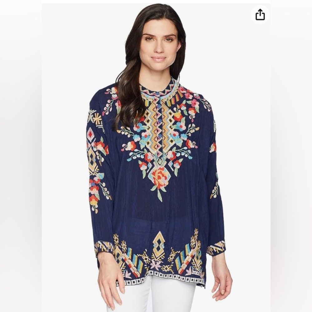 Do not buy/sold elsewhere Gorgeous embroidered Johnny was navy Jessa tunic sz L